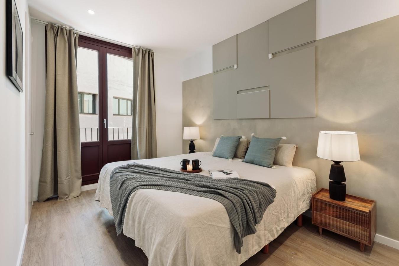 Eboli - 3 Bedrooms, Balcony And Terrace In Ciutat Vella Appartement *