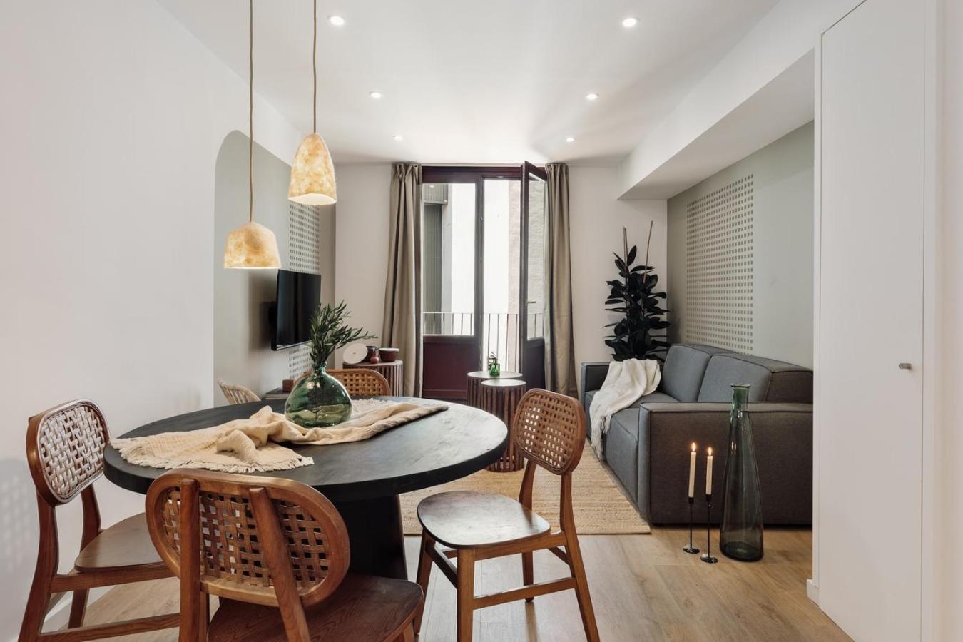 Appartement Eboli - 3 Bedrooms, Balcony And Terrace In Ciutat Vella Barcelone